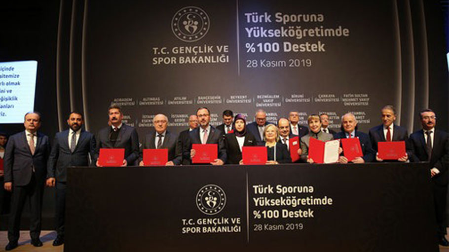 İAÜ’den Türk Sporuna Yüzde 100 Destek